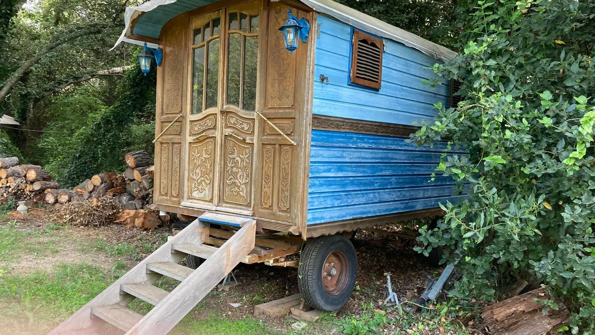 Cabane De La Leque Fontvieille