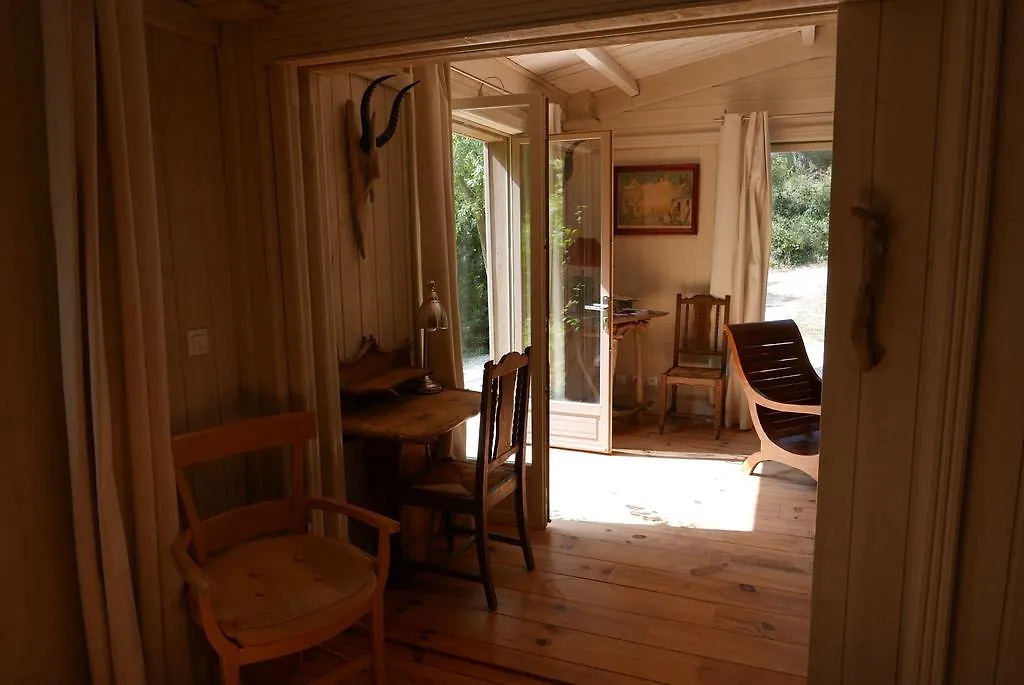 Cabane De La Leque Fontvieille 0*,