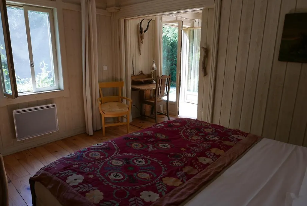 Cabane De La Leque Fontvieille Holiday home